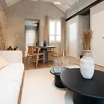 Trinita Rooftop - Cuore Di アパート